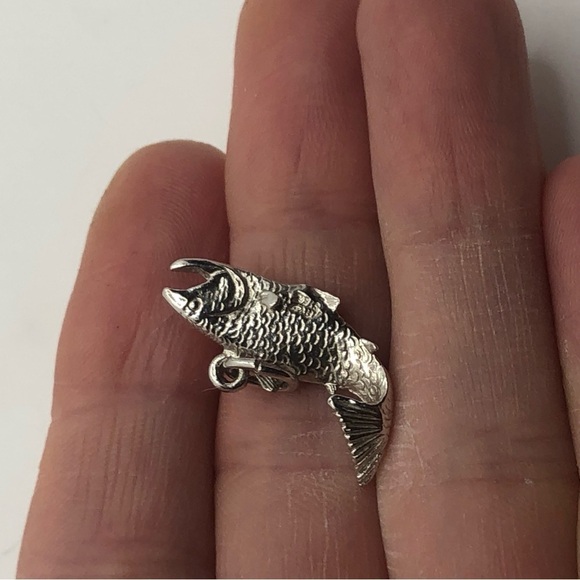 Vtg Sterling Silver BC Salmon Fish Charm Bracelet Charm / Mini Pendant .6” - Picture 4 of 4